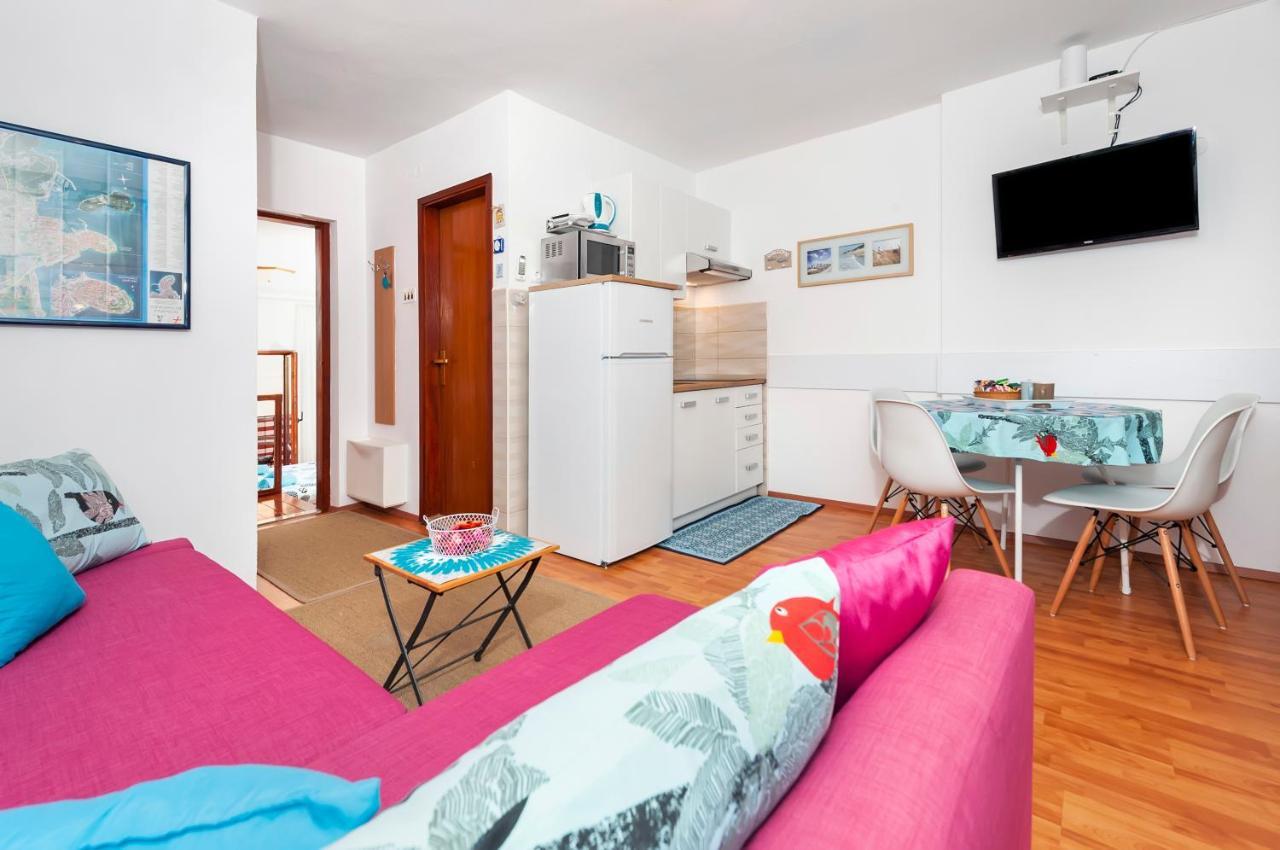 Apartments Aja And Stefy روفينج المظهر الخارجي الصورة